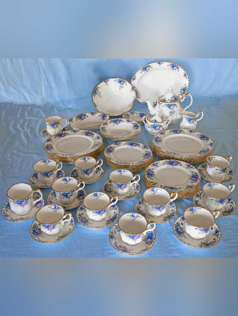 Elegantly Beautiful Rare Vintage Royal Albert Moonlight Rose, Made In England!